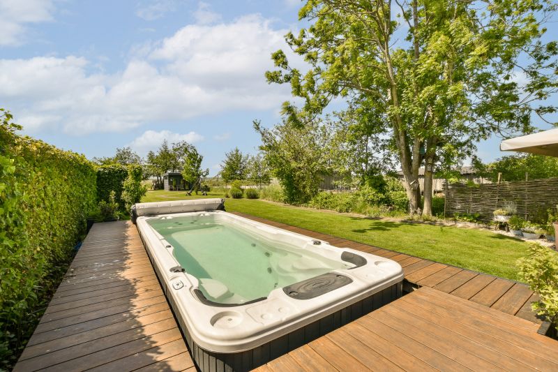 Finished Spa Deck with Seating